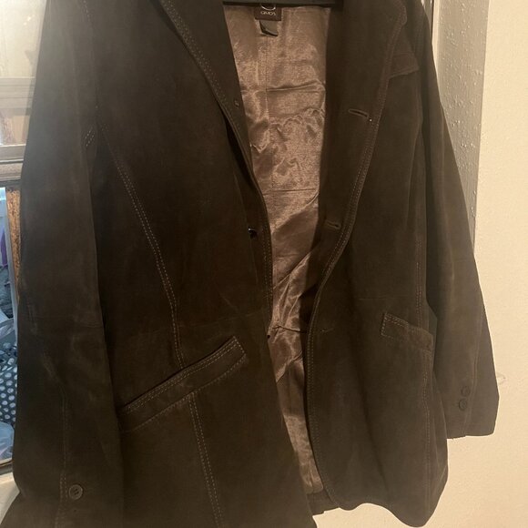 Gimo's Jacket - Picture 2 of 7